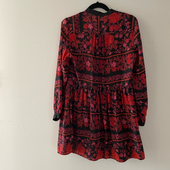 Cupcakes and Cashmere Floral Dress | S - Picture 5 of 11